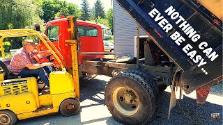 Dump Truck Hoist Cylinder BLOWN OUT [upl. by Gnauq941]