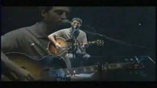 Oasis Noel Gallagher  Wonderwall live 2002 [upl. by Whalen]