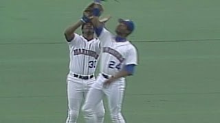 CWSSEA Griffey Jr takes catch away from his dad [upl. by Ajan341]